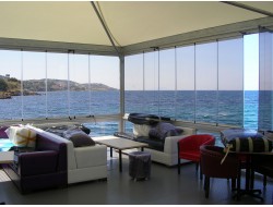 Cam Balkon 30